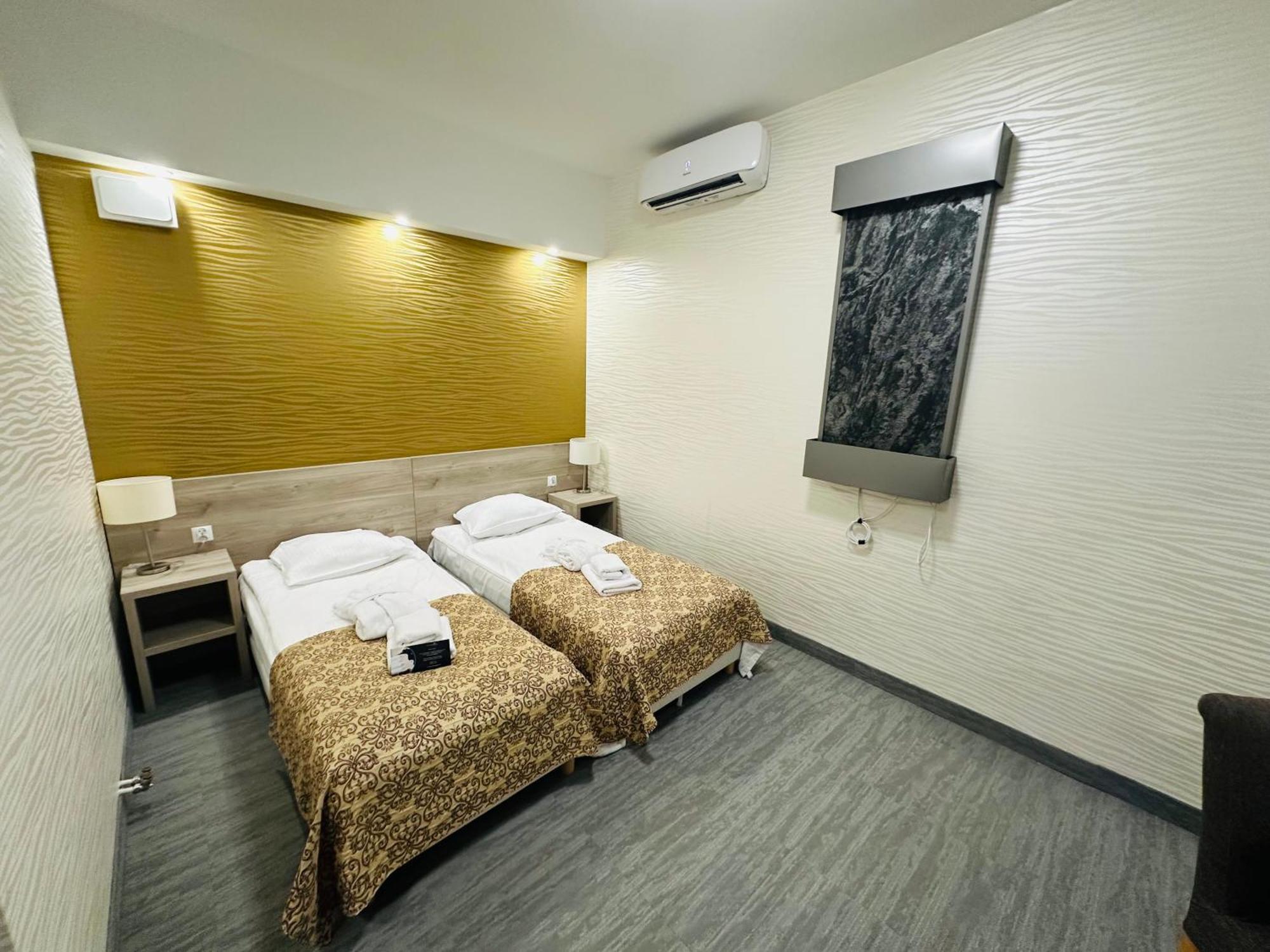 Miejsca Noclegowe W Arka Medical Capsule hotel
